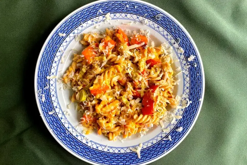 Pasta med bagt hokkaido, porre og bacon — Skagenfoods eget foto
