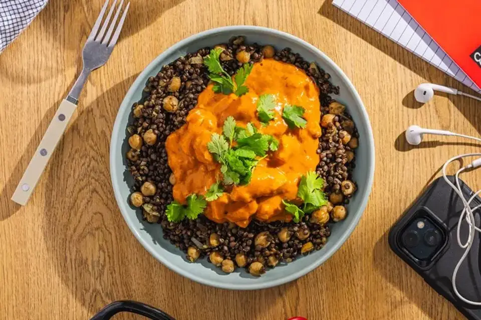 Quick butter chicken med beluga pilaf — RetNemts eget foto