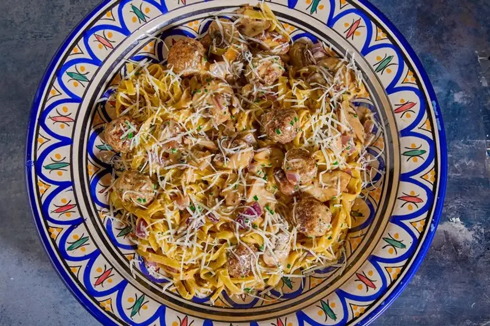 Polpette og fettuccine med svampesovs — Skagenfoods eget foto