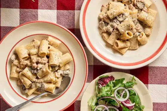 Pasta alla Norcina - Cremet pasta med markchampignon, trøffelolie og linquica