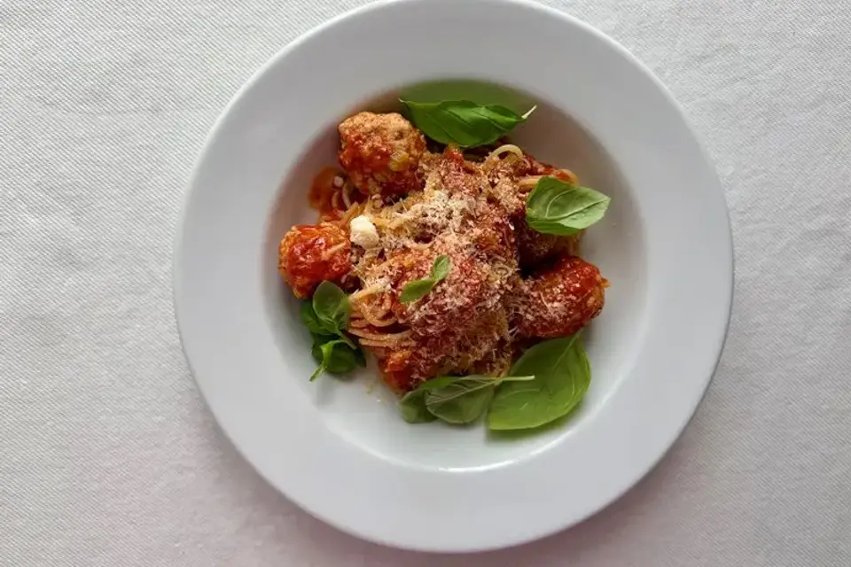 Spaghetti med mini kødboller — Skagenfoods eget foto
