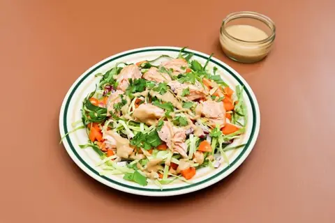 Asiatisk laksesalat