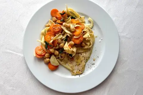 Stegt fisk med pappardelle og fennikel