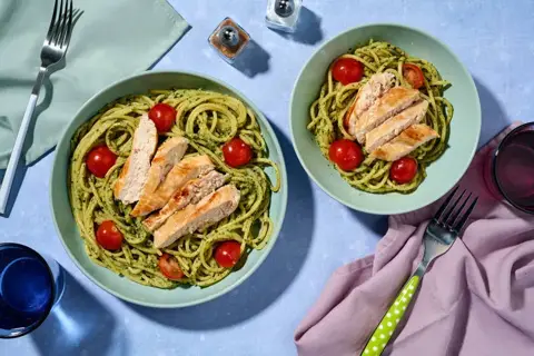 Cremet pesto verde-kyllingespaghetti