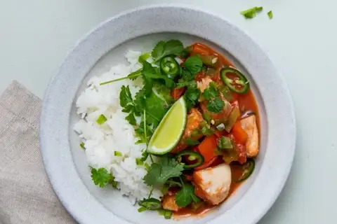 Moqueca - Brasiliansk fiskegryde med peberfrugt og kokos