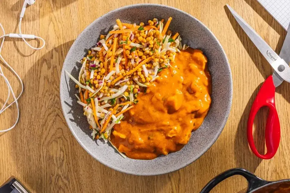 Quick butter chicken med linse/myntesalat — RetNemts eget foto