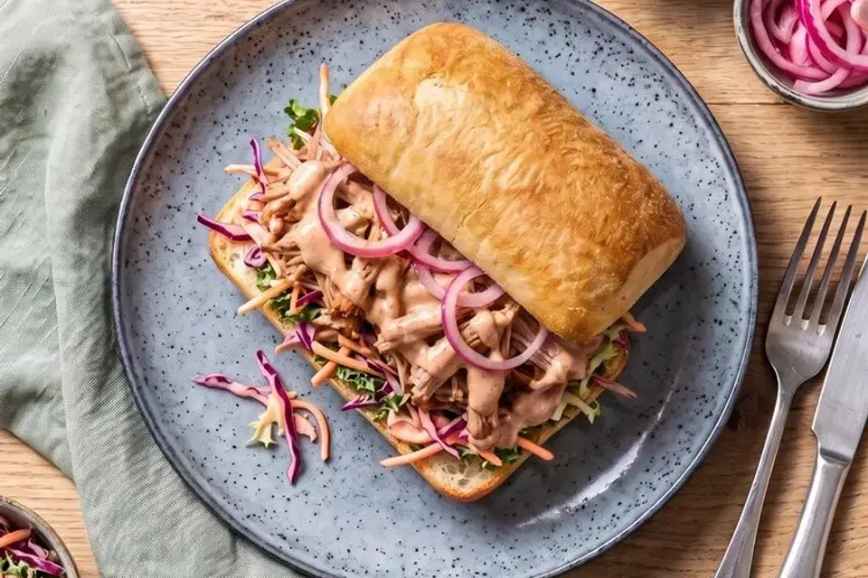 Sandwich med pulled pork og nordisk slaw — RetNemts eget foto