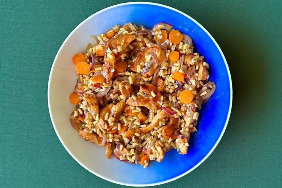 Wokkylling med havreris, chili og ingefær — Skagenfoods eget foto