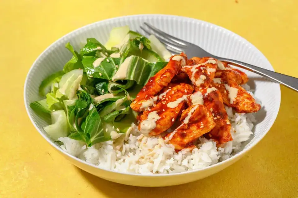 Hurtig rød karry-glaseret kylling — HelloFreshs eget foto