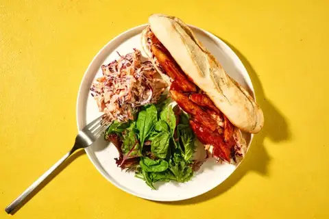 Hurtig sydstatsinspireret BBQ-kyllingesandwich