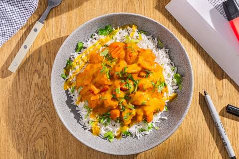 Quick butter chicken med peberfrugt, koriander og ris