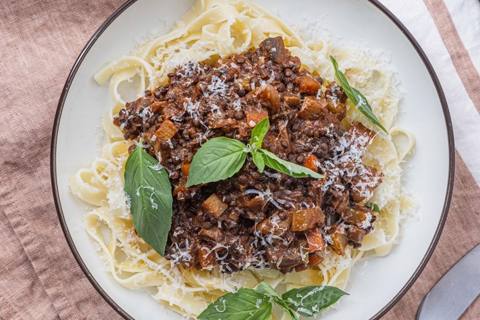 Beluga bolognese med frisk fettucine