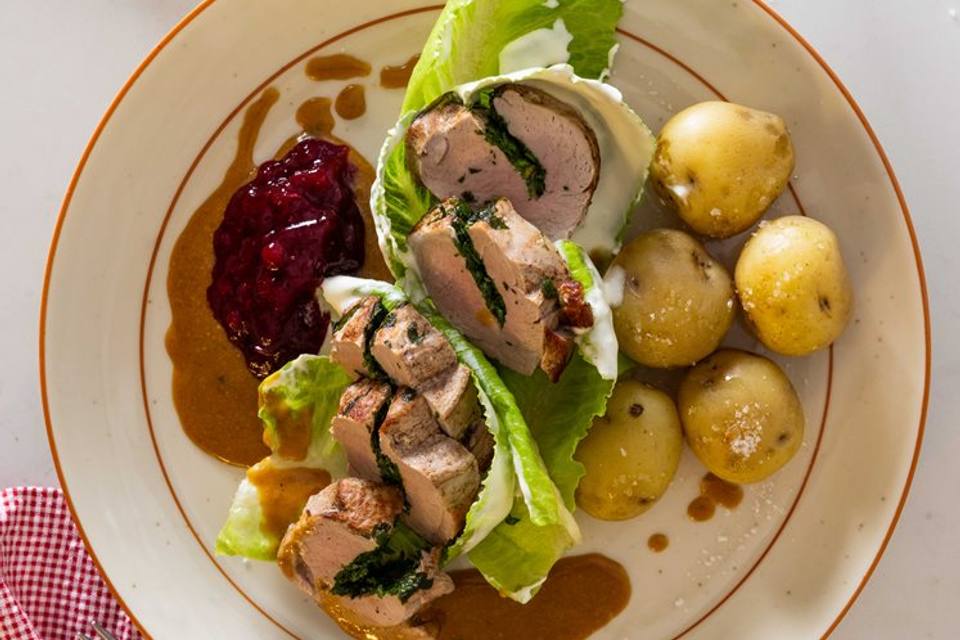 Persillefyldt mørbrad med flødesauce — RetNemts eget foto