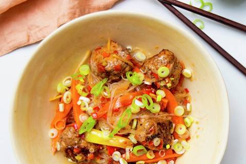 Kinesiske sichuanfrikadeller med chili og ingefær
