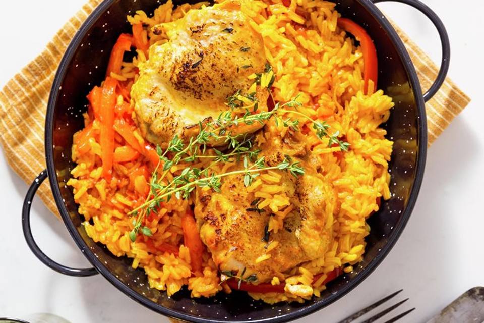 Jollof-rice med kyllingelårsteaks — RetNemts eget foto